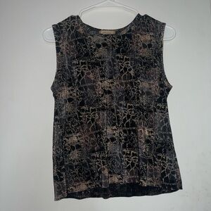 Chic Sleeveless Top - Black and Brown Pattern